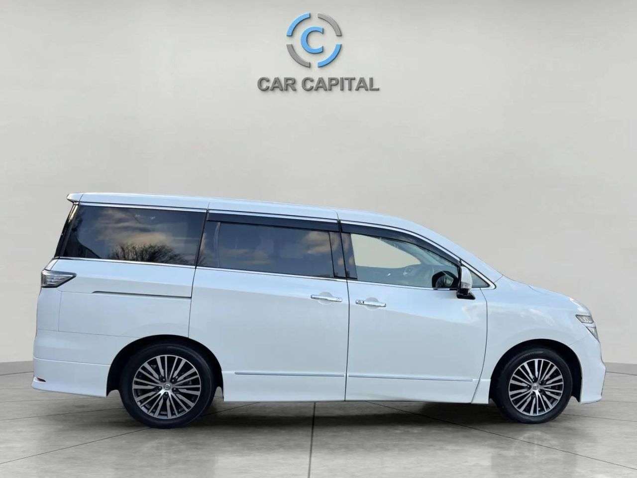 2017 NISSAN ELGRAND 2017 NISSAN ELGRAND