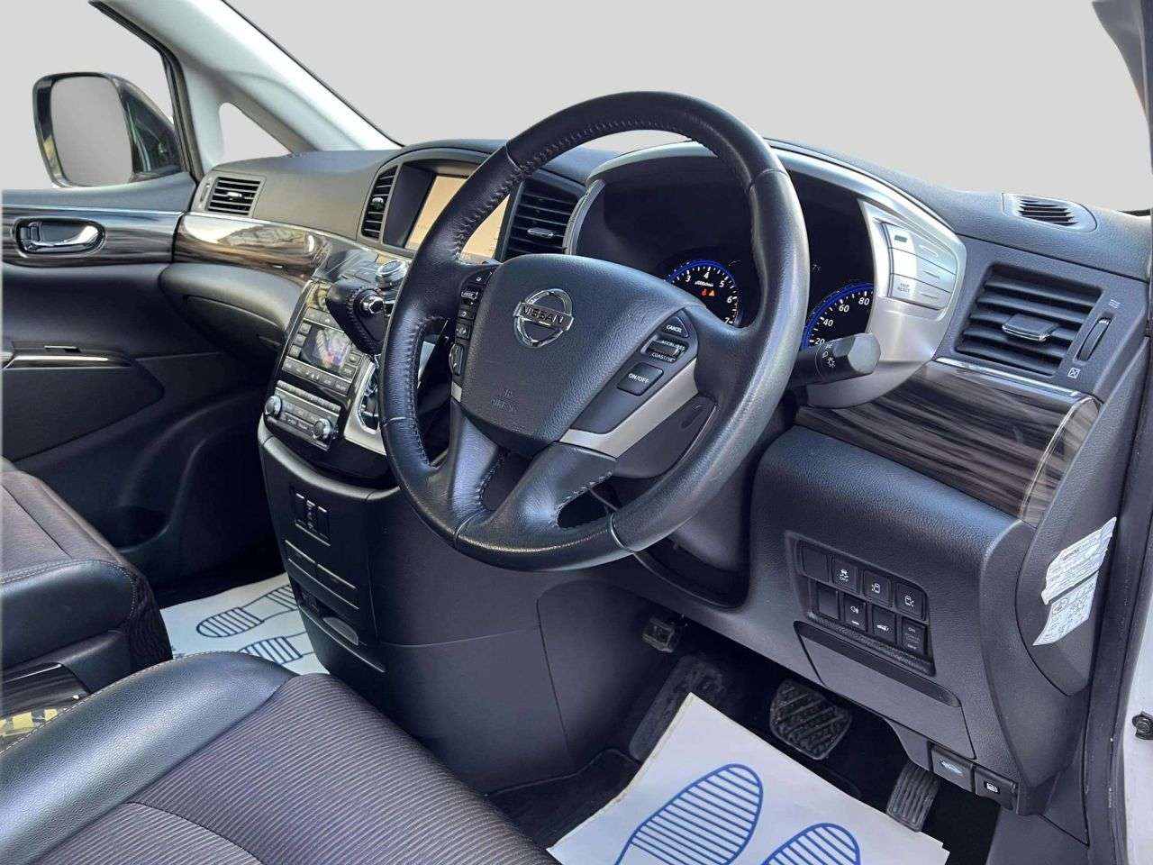 2017 NISSAN ELGRAND 2017 NISSAN ELGRAND