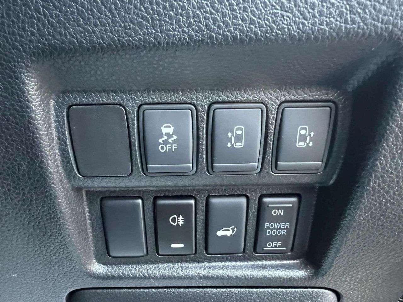 2017 NISSAN ELGRAND 2017 NISSAN ELGRAND