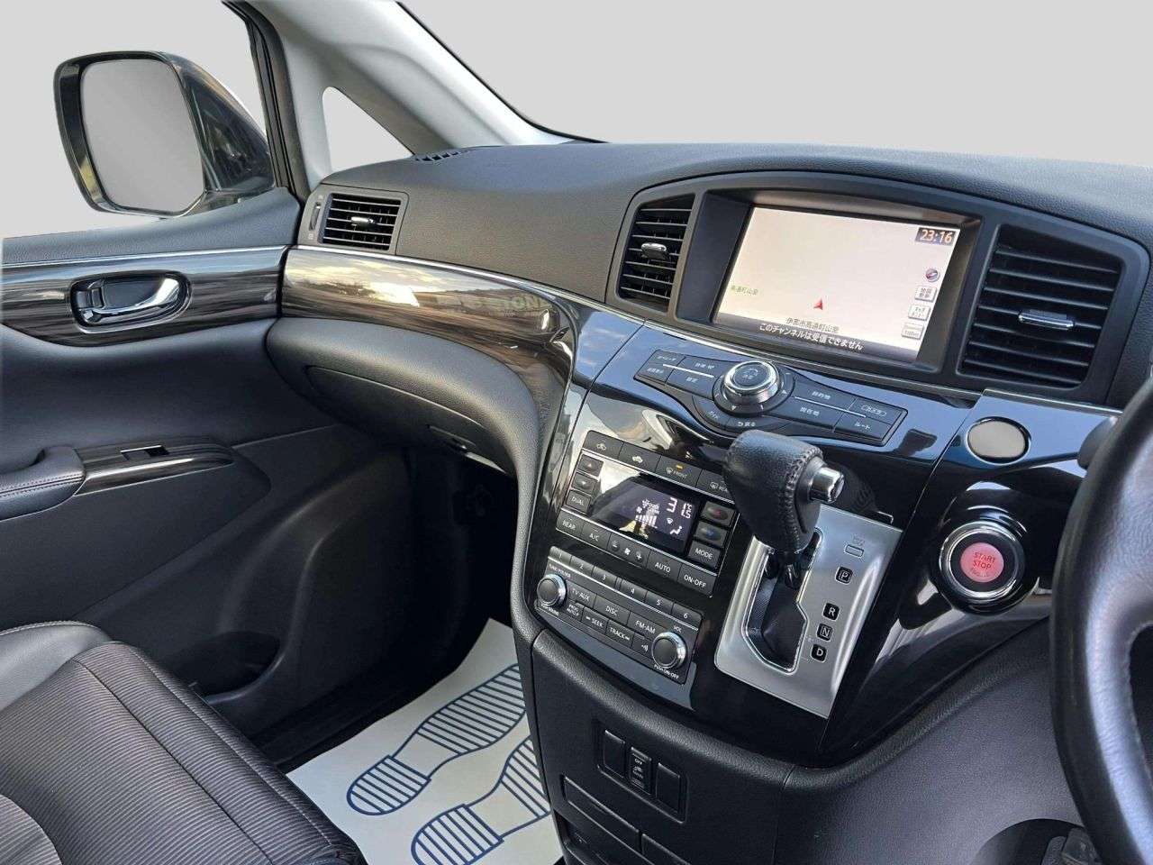 2017 NISSAN ELGRAND 2017 NISSAN ELGRAND