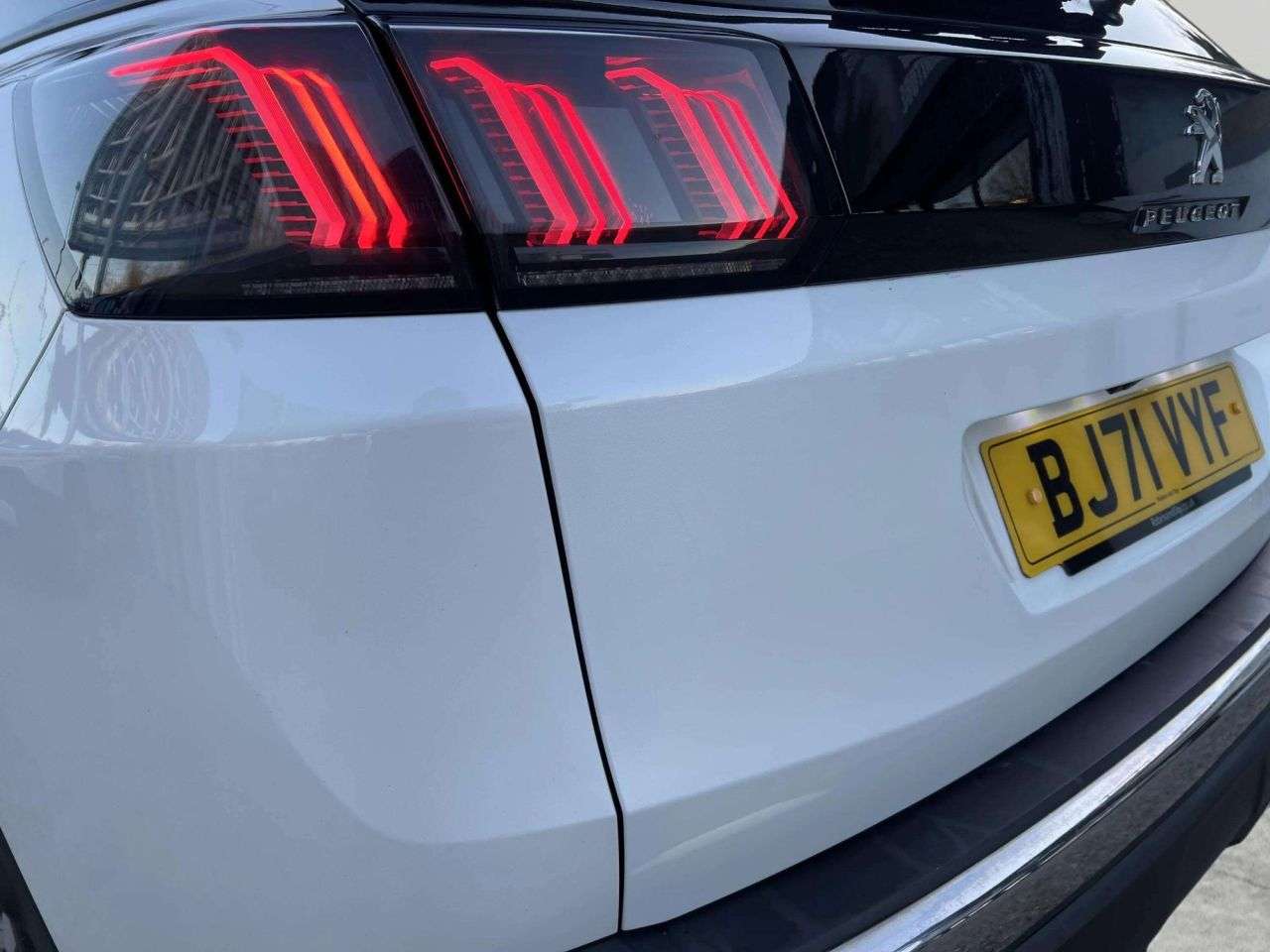 2021 PEUGEOT 3008 2021 PEUGEOT 3008