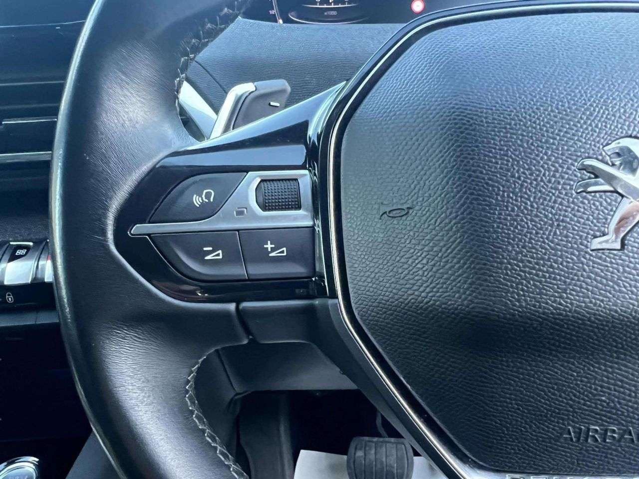 2021 PEUGEOT 3008 2021 PEUGEOT 3008