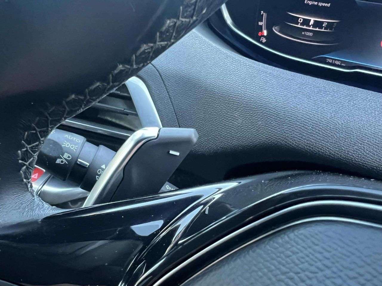 2021 PEUGEOT 3008 2021 PEUGEOT 3008