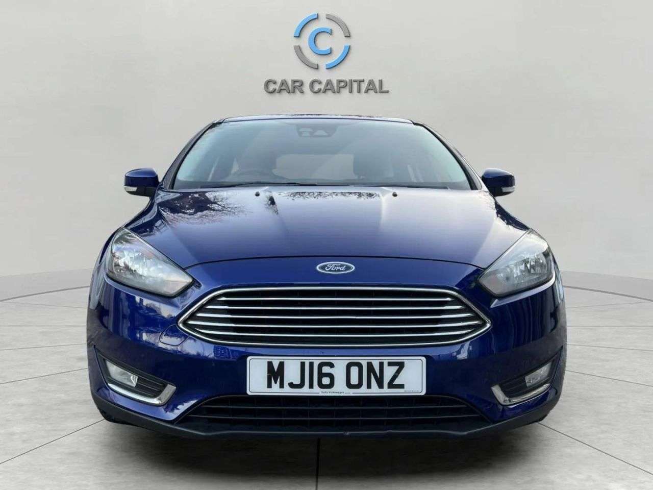 A 2016 FORD FOCUS 1.0T EcoBoost Titanium Hatchback 5dr Petrol Auto Euro 6 (s/s) (125 ps) PARK A 2016 FORD FOCUS 1.0T EcoBoost Titanium Hatchback 5dr Petrol Auto Euro 6 (s/s) (125 ps) PARK