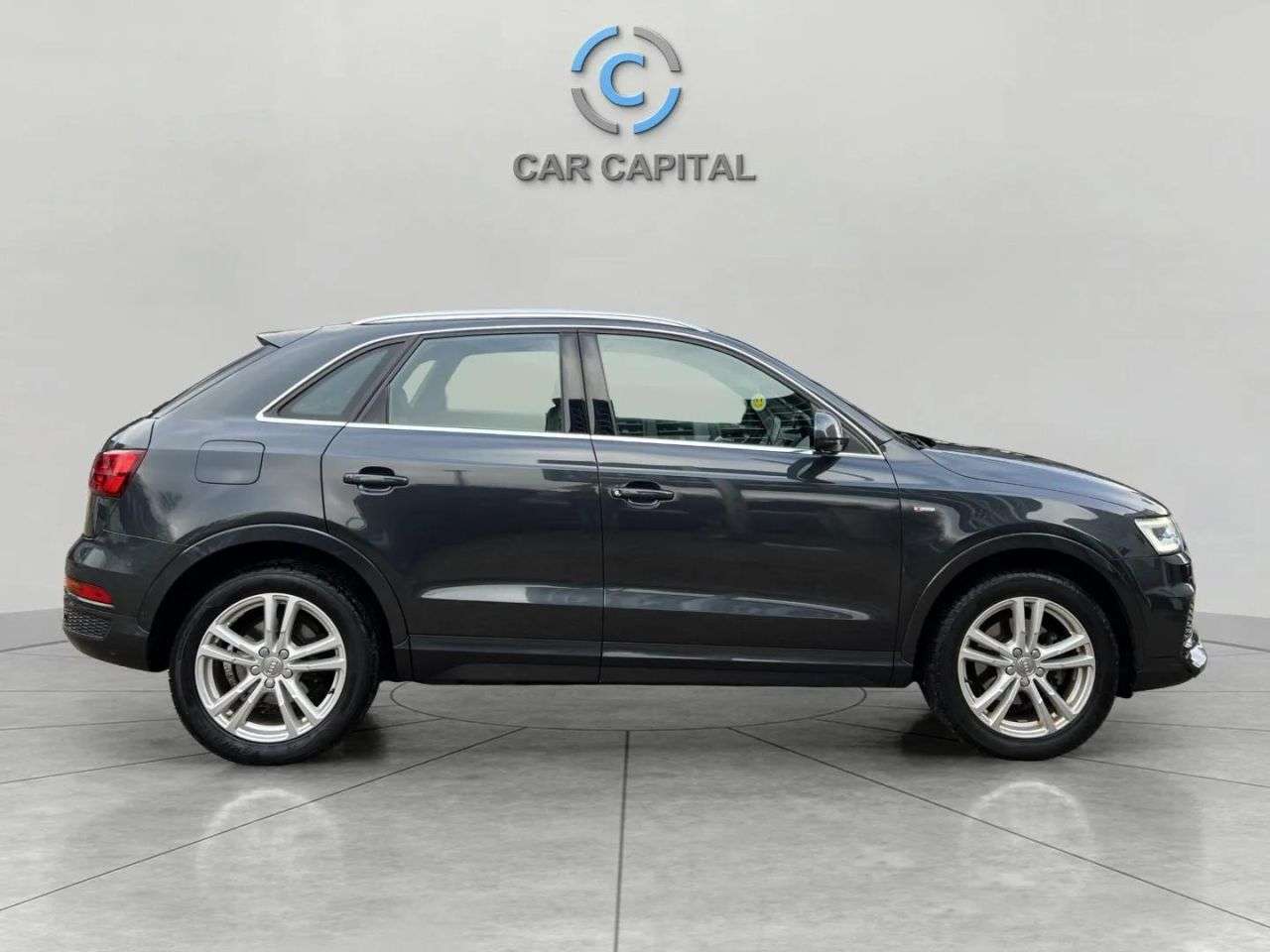 2018 AUDI Q3 2018 AUDI Q3