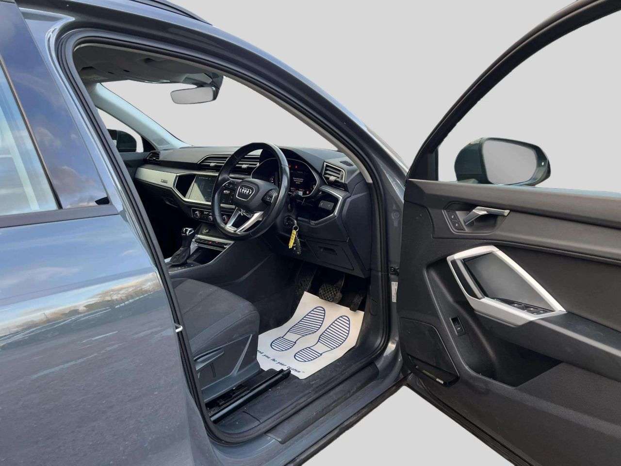 2021 AUDI Q3 2021 AUDI Q3