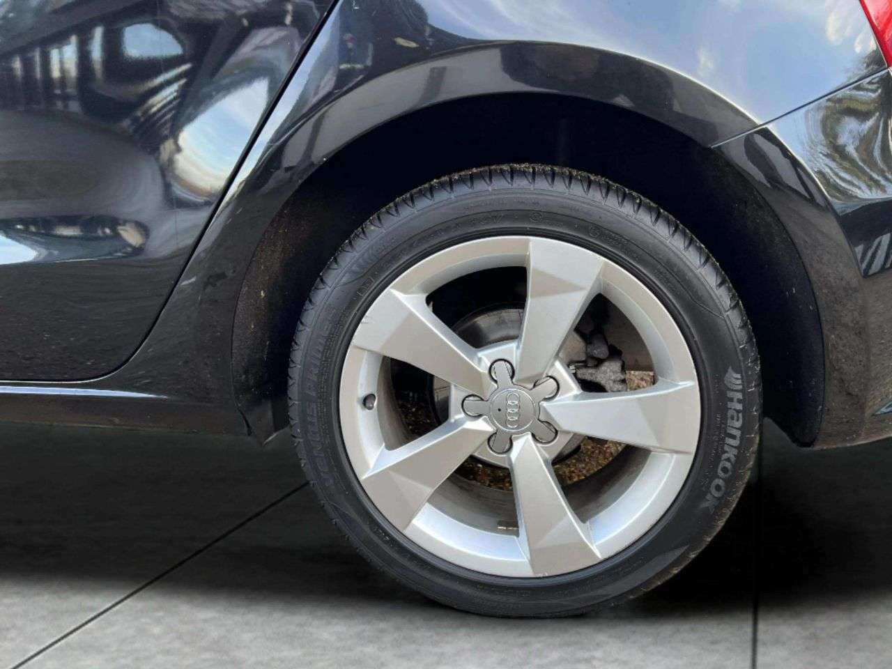 2017 AUDI A1 2017 AUDI A1