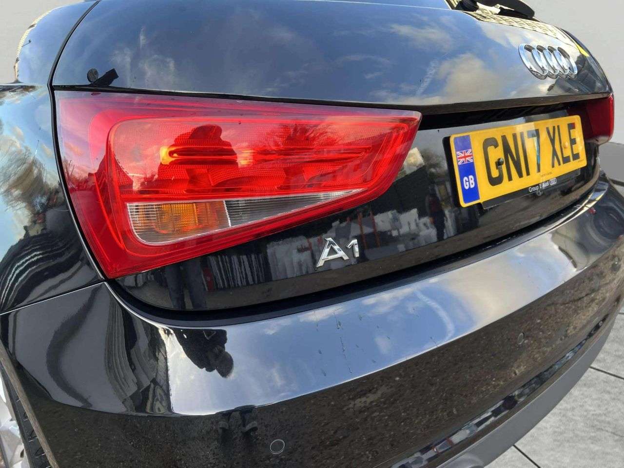 2017 AUDI A1 2017 AUDI A1