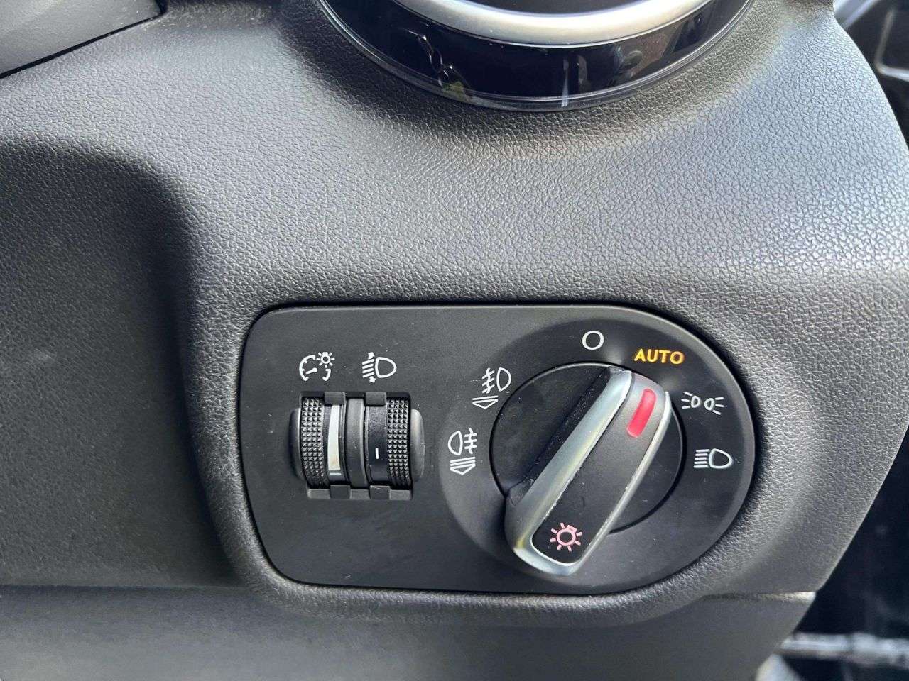 2017 AUDI A1 2017 AUDI A1