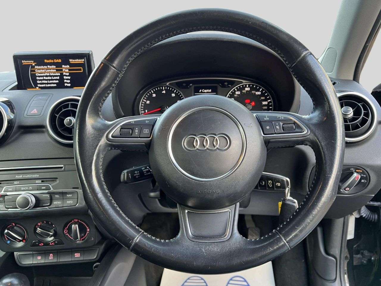 2017 AUDI A1 2017 AUDI A1
