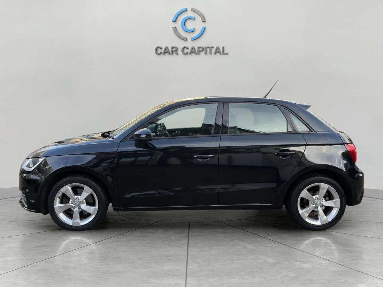 2017 AUDI A1 2017 AUDI A1