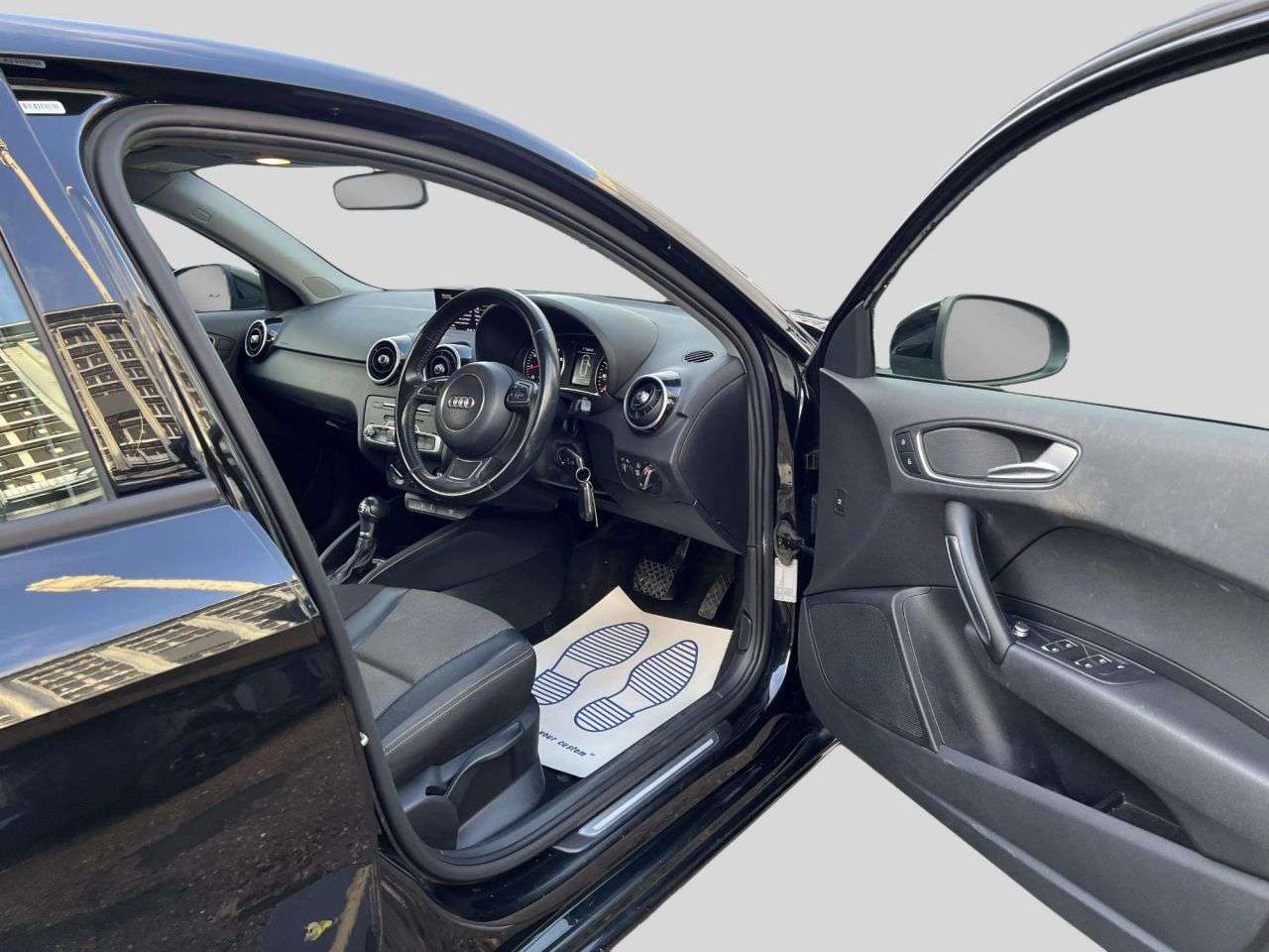 2017 AUDI A1 2017 AUDI A1