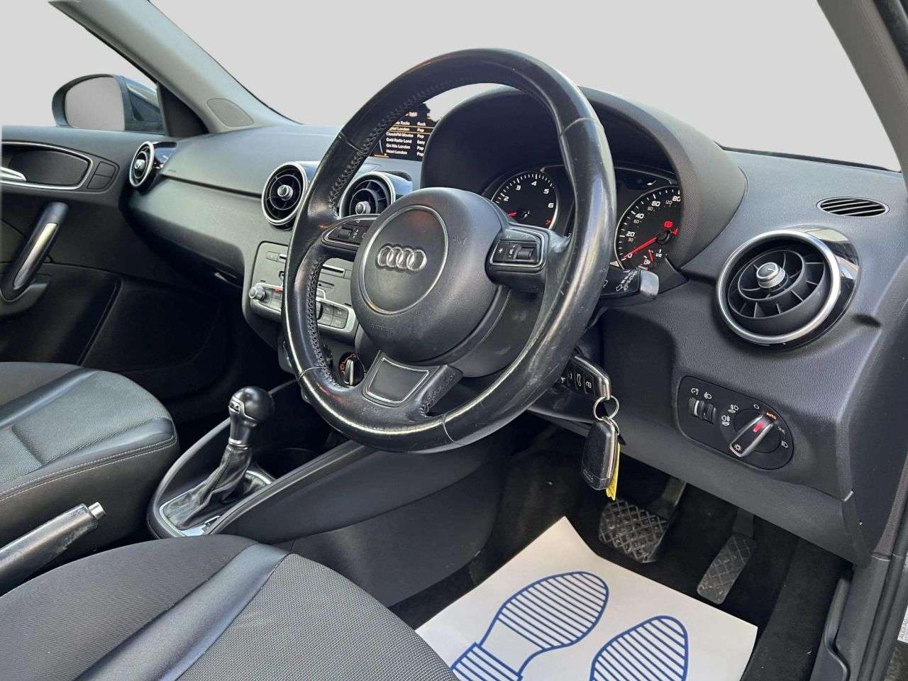 2017 AUDI A1 2017 AUDI A1