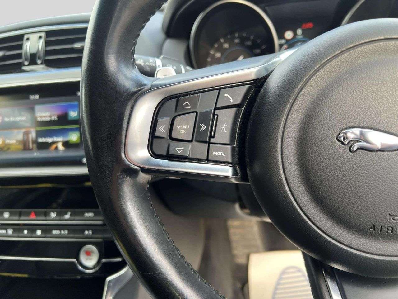 2017 JAGUAR XE 2017 JAGUAR XE