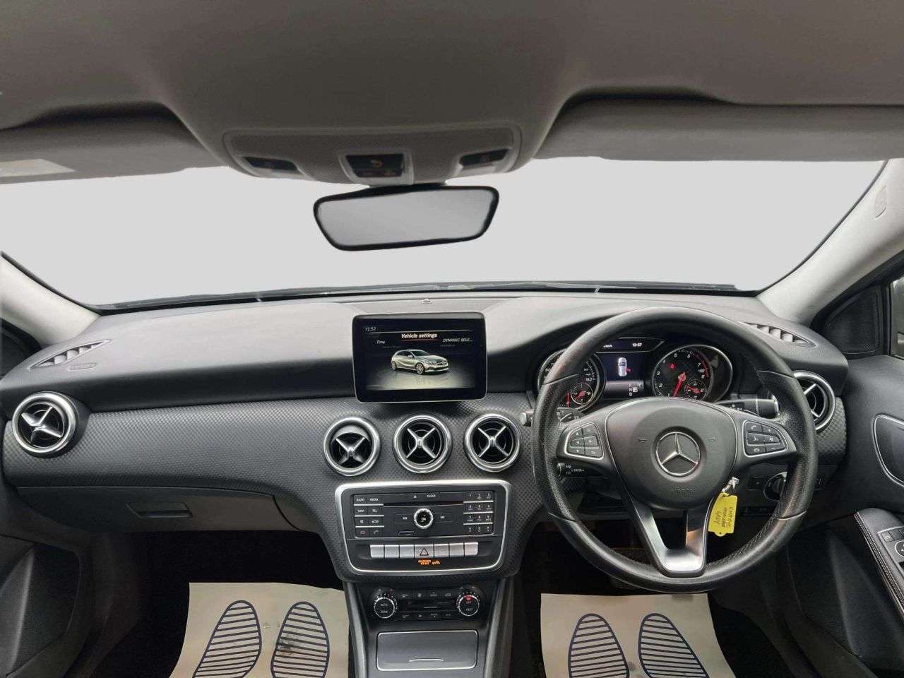 2017 MERCEDES-BENZ A-CLASS 2017 MERCEDES-BENZ A-CLASS