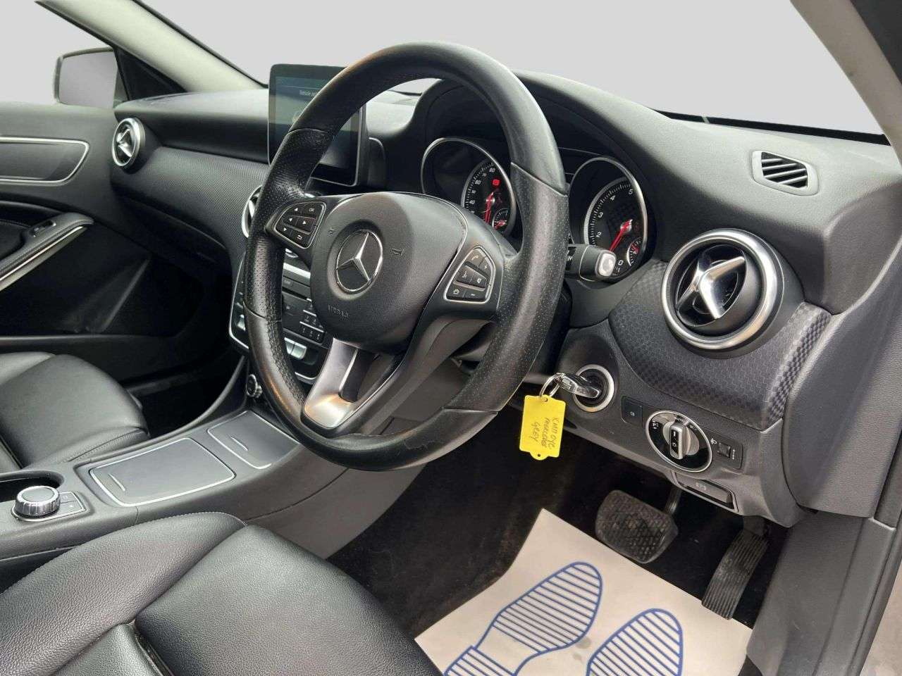 2017 MERCEDES-BENZ A-CLASS 2017 MERCEDES-BENZ A-CLASS