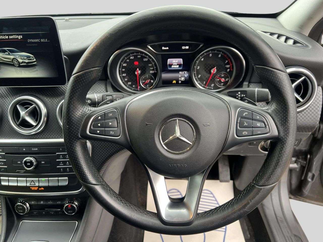 2017 MERCEDES-BENZ A-CLASS 2017 MERCEDES-BENZ A-CLASS