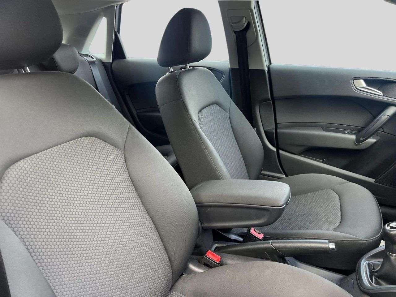 2015 AUDI A1 2015 AUDI A1