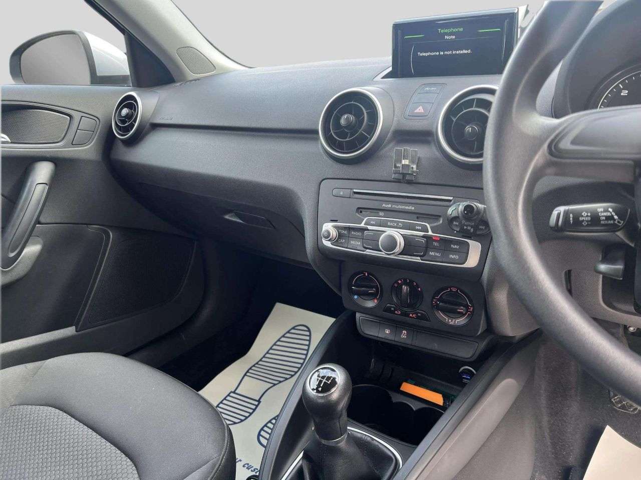 2015 AUDI A1 2015 AUDI A1