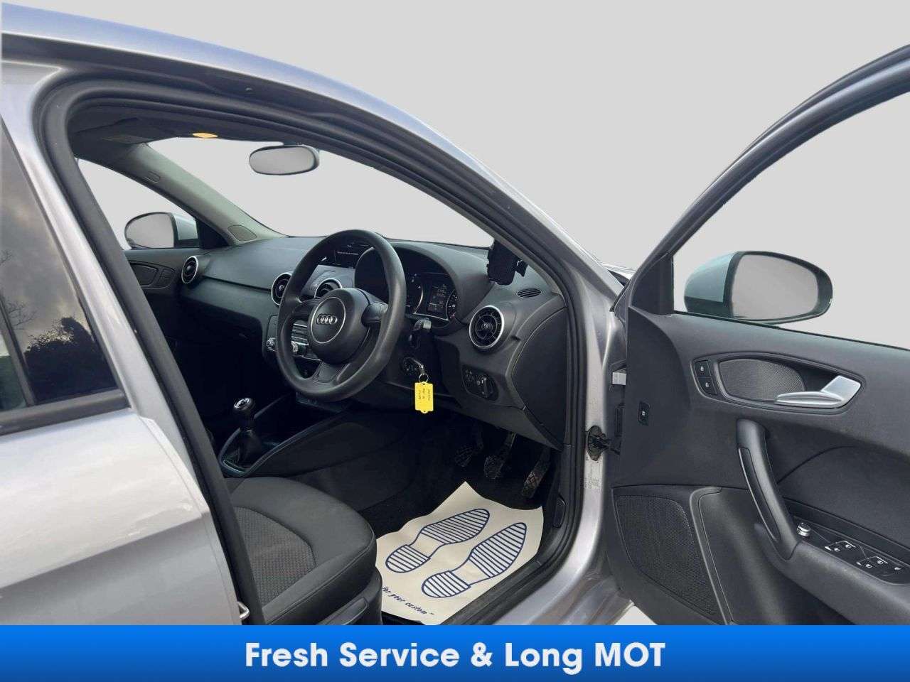 2015 AUDI A1 2015 AUDI A1