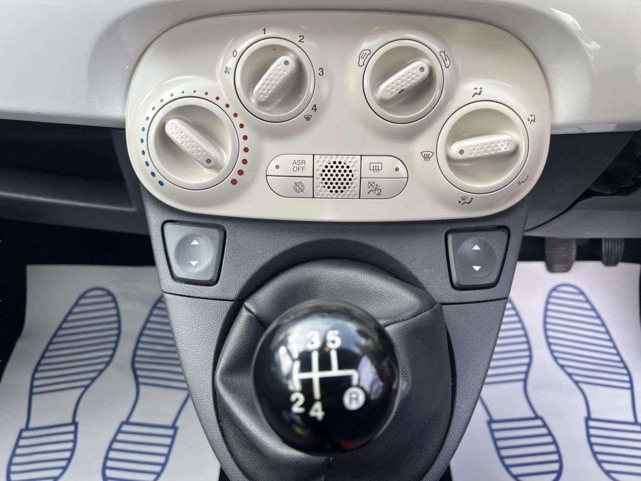 2015 FIAT 500 2015 FIAT 500