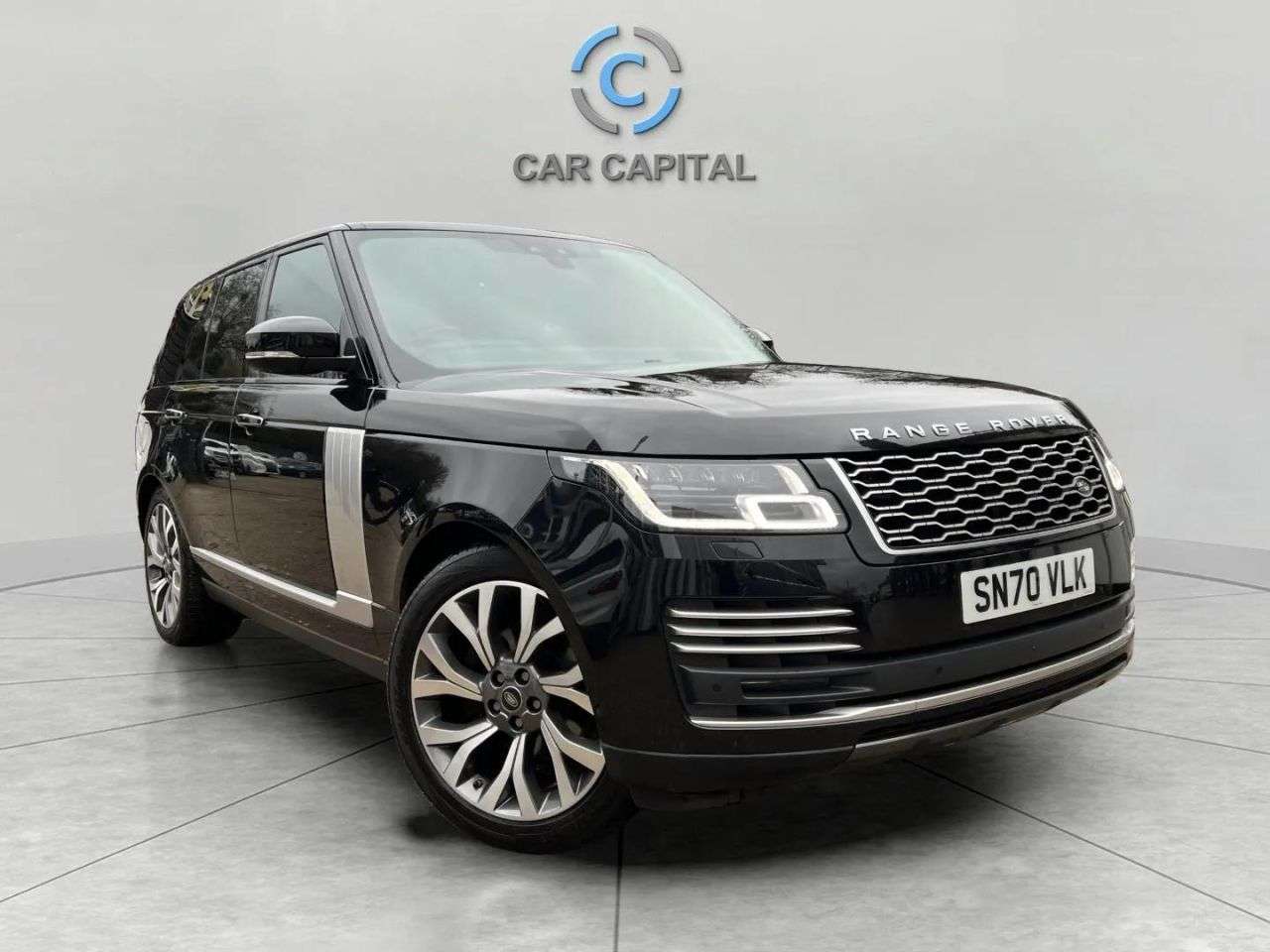 A 2020 LAND ROVER RANGE ROVER 3.0 SD V6 Autobiography SUV 5dr Diesel Auto 4WD Euro 6 (s/s) (275 ps) SOFT A 2020 LAND ROVER RANGE ROVER 3.0 SD V6 Autobiography SUV 5dr Diesel Auto 4WD Euro 6 (s/s) (275 ps) SOFT