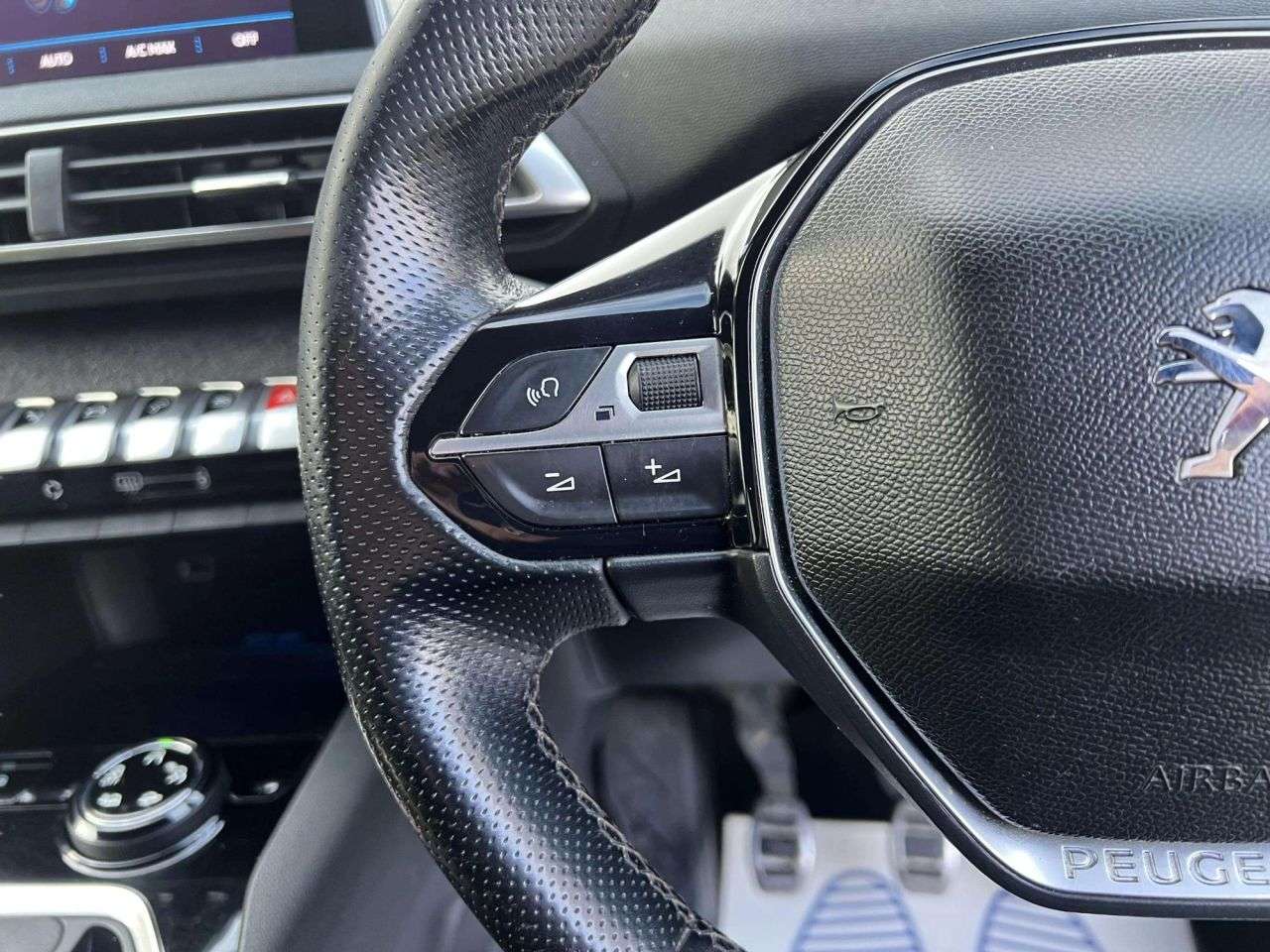 2018 PEUGEOT 3008 2018 PEUGEOT 3008