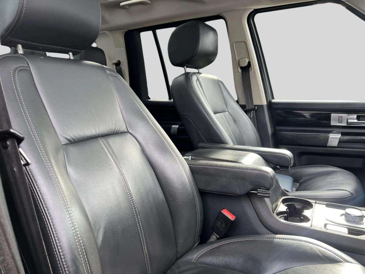 2016 LAND ROVER DISCOVERY 4 2016 LAND ROVER DISCOVERY 4