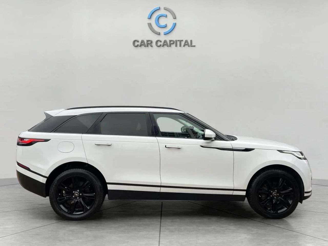 2018 LAND ROVER RANGE ROVER VELAR 2018 LAND ROVER RANGE ROVER VELAR