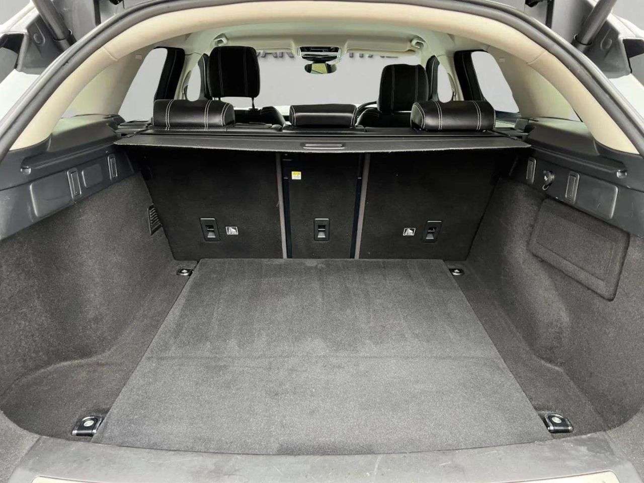 2018 LAND ROVER RANGE ROVER VELAR 2018 LAND ROVER RANGE ROVER VELAR