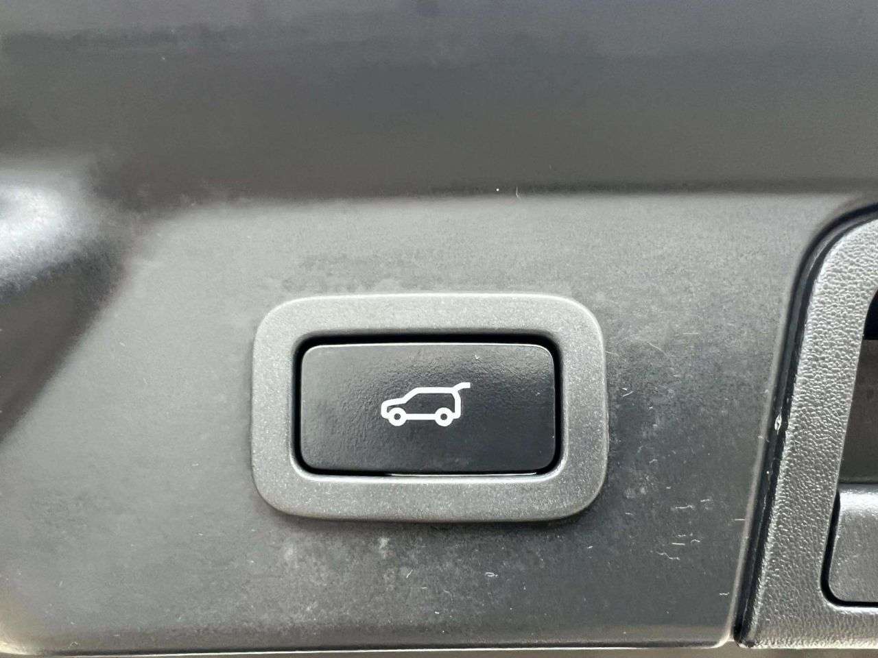 2018 LAND ROVER RANGE ROVER VELAR 2018 LAND ROVER RANGE ROVER VELAR