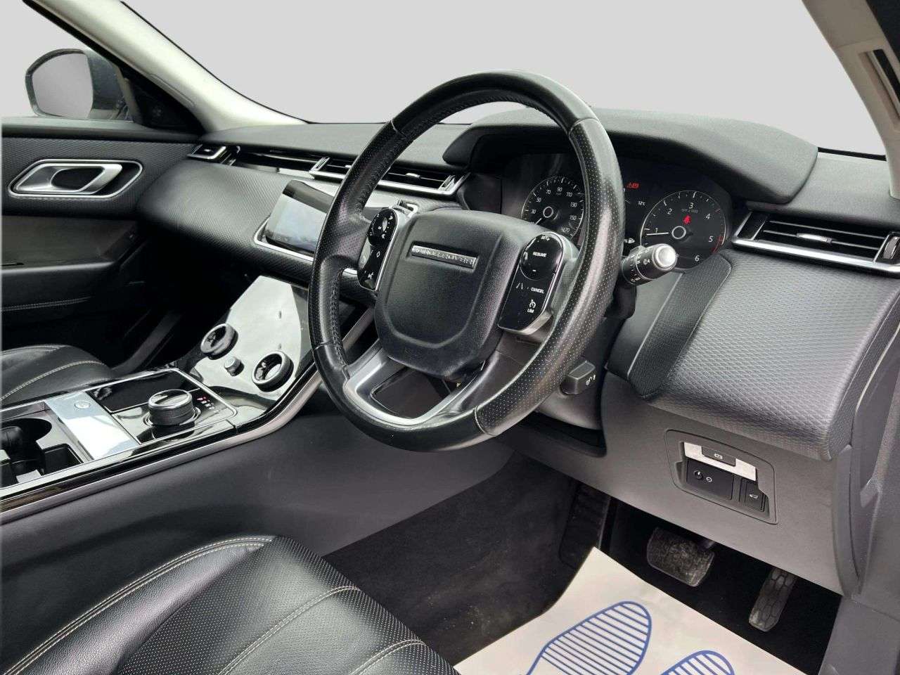 2018 LAND ROVER RANGE ROVER VELAR 2018 LAND ROVER RANGE ROVER VELAR