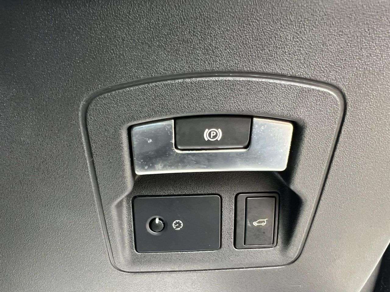 2018 LAND ROVER RANGE ROVER VELAR 2018 LAND ROVER RANGE ROVER VELAR