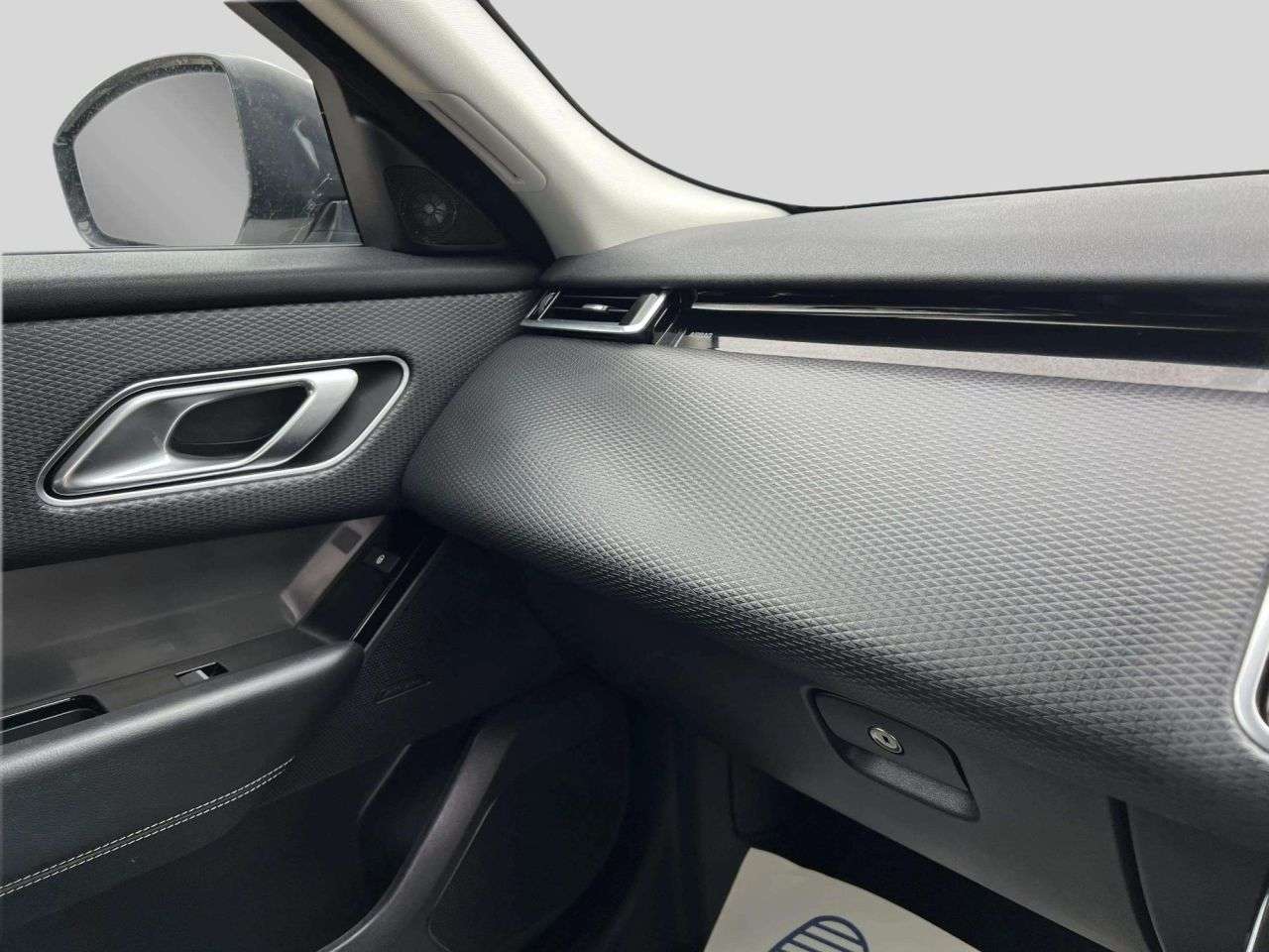 2018 LAND ROVER RANGE ROVER VELAR 2018 LAND ROVER RANGE ROVER VELAR