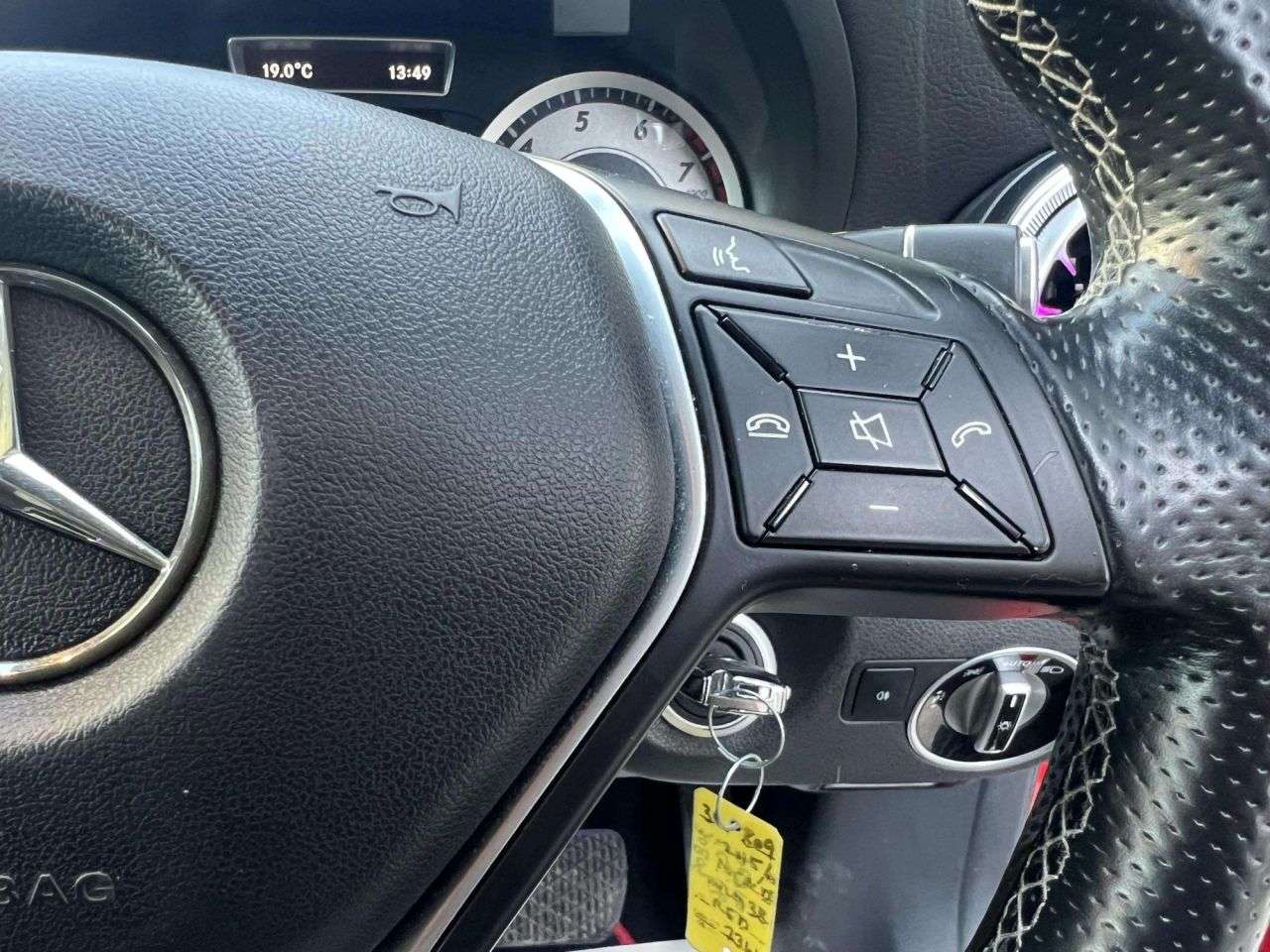 2015 MERCEDES-BENZ A-CLASS 2015 MERCEDES-BENZ A-CLASS