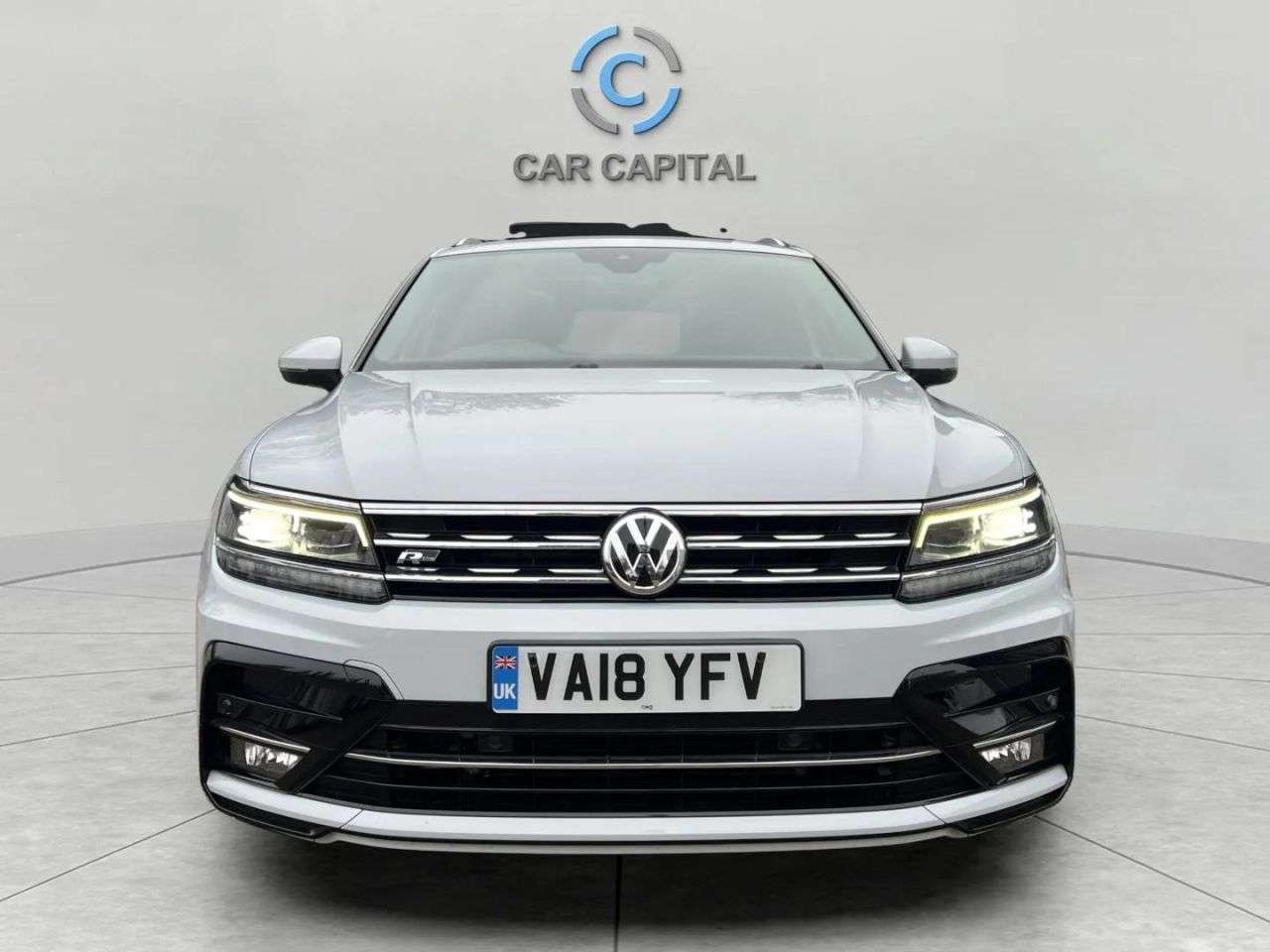 A 2018 VOLKSWAGEN TIGUAN 2.0 TDI R-Line SUV 5dr Diesel DSG 4Motion Euro 6 (s/s) (150 ps) FINANCE+WAR A 2018 VOLKSWAGEN TIGUAN 2.0 TDI R-Line SUV 5dr Diesel DSG 4Motion Euro 6 (s/s) (150 ps) FINANCE+WAR
