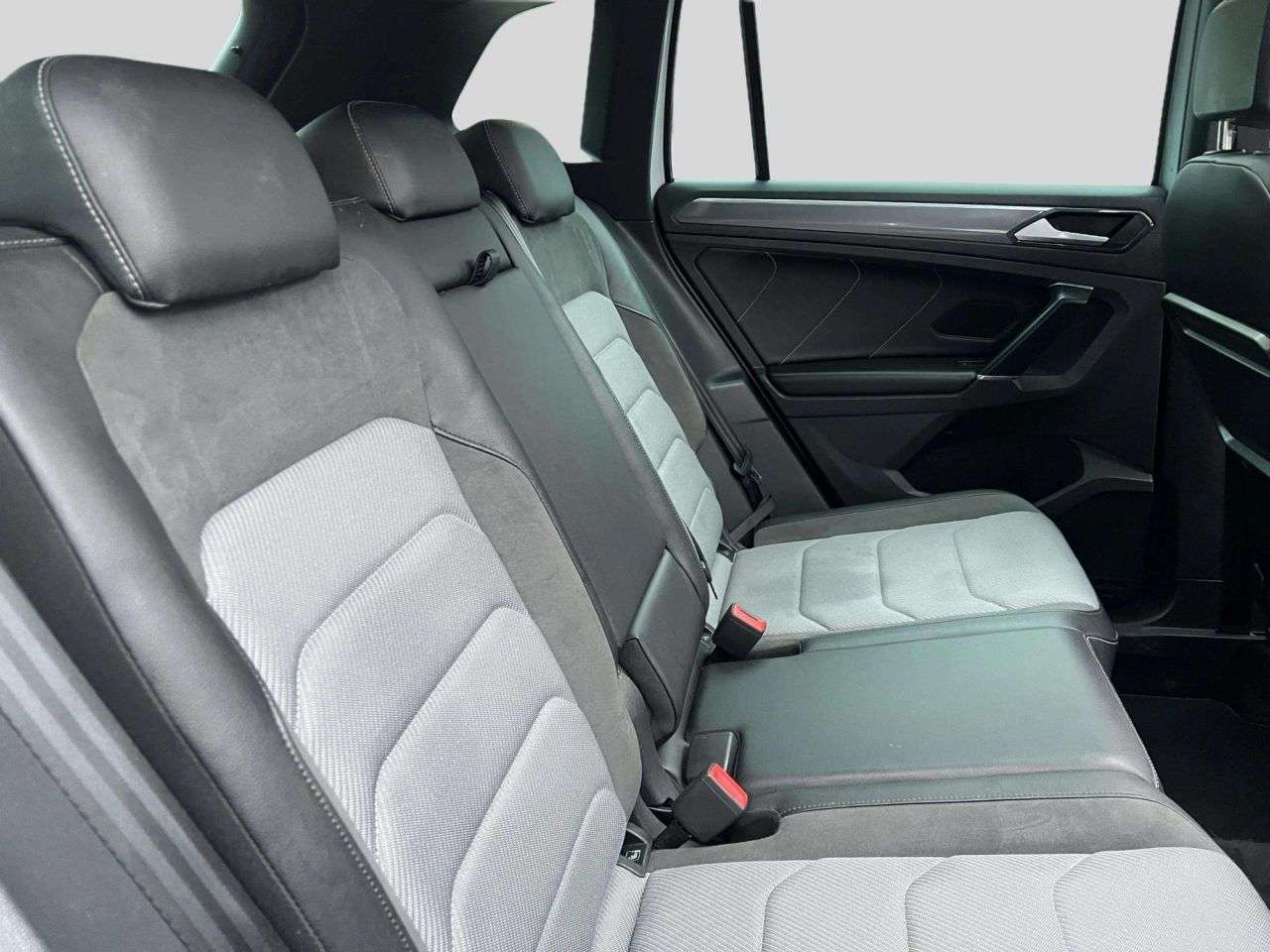 2018 VOLKSWAGEN TIGUAN 2018 VOLKSWAGEN TIGUAN