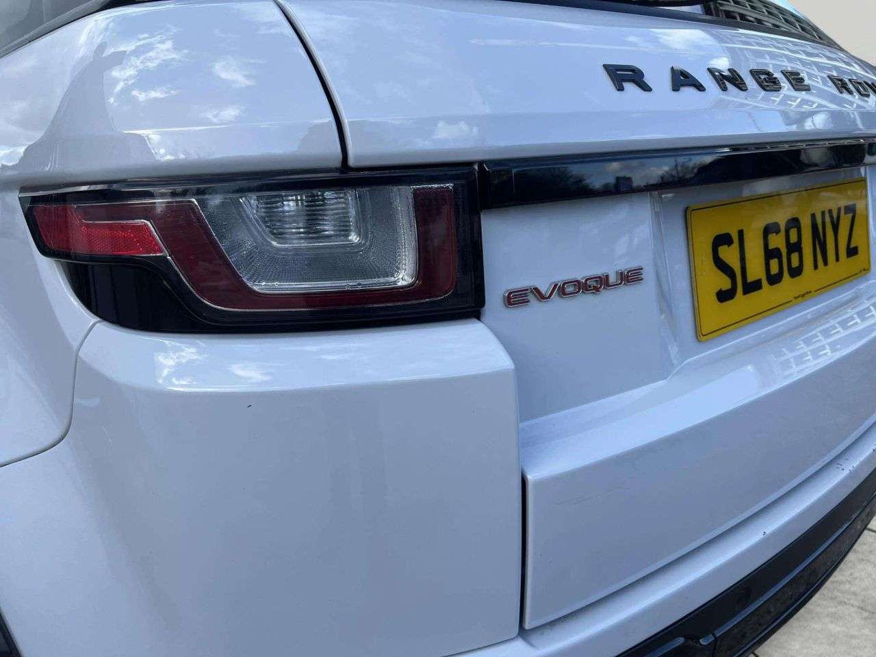 2018 LAND ROVER RANGE ROVER EVOQUE 2018 LAND ROVER RANGE ROVER EVOQUE