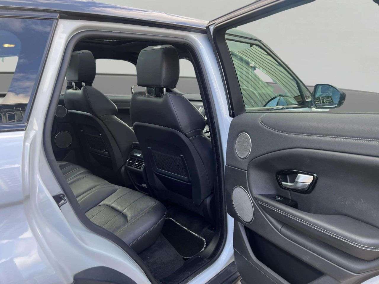 2018 LAND ROVER RANGE ROVER EVOQUE 2018 LAND ROVER RANGE ROVER EVOQUE