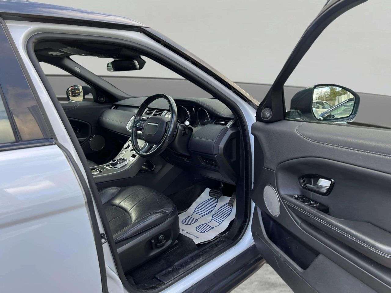 2018 LAND ROVER RANGE ROVER EVOQUE 2018 LAND ROVER RANGE ROVER EVOQUE