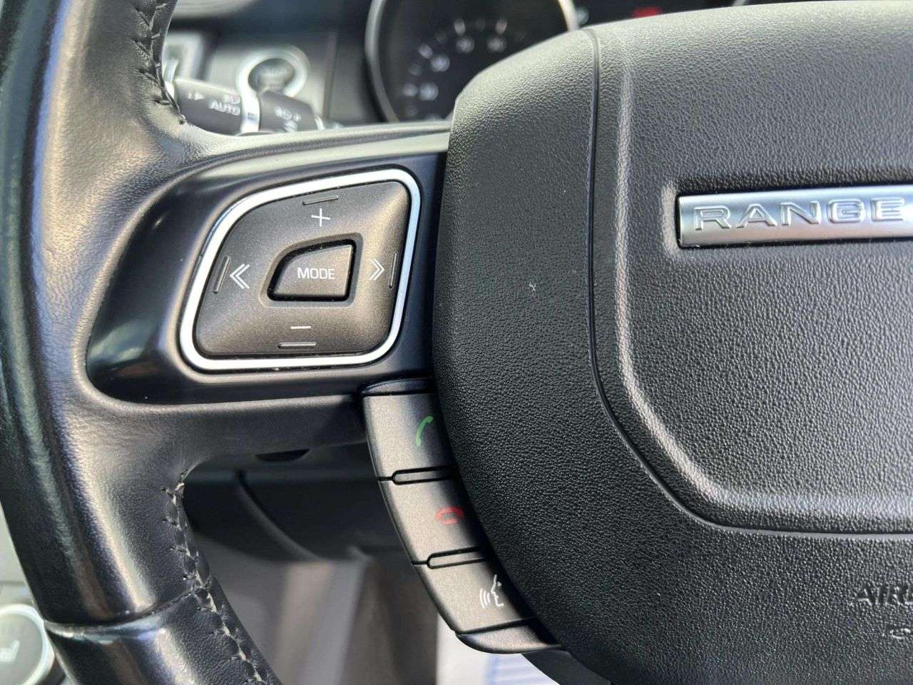 2018 LAND ROVER RANGE ROVER EVOQUE 2018 LAND ROVER RANGE ROVER EVOQUE