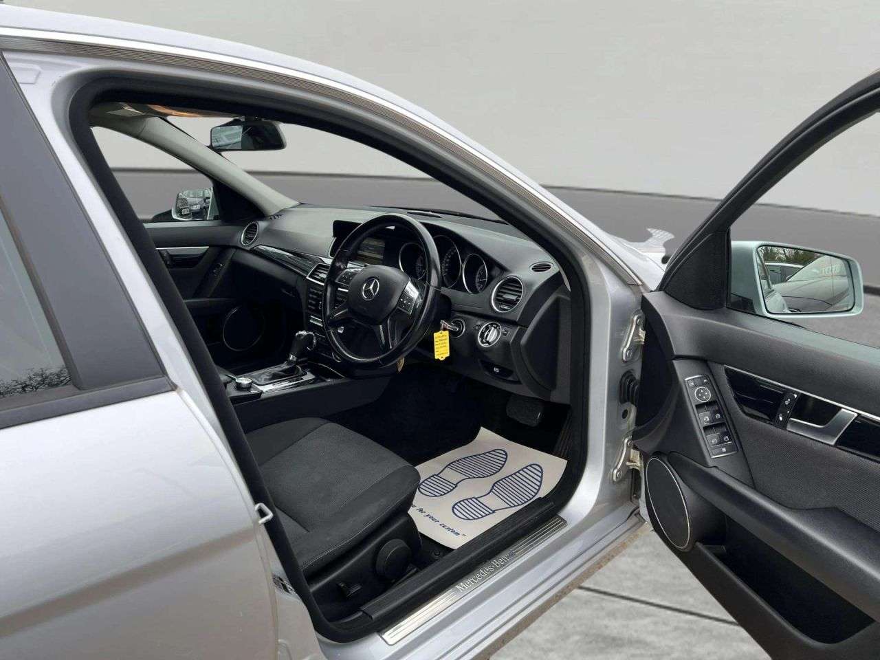 2012 MERCEDES-BENZ C-CLASS 2012 MERCEDES-BENZ C-CLASS