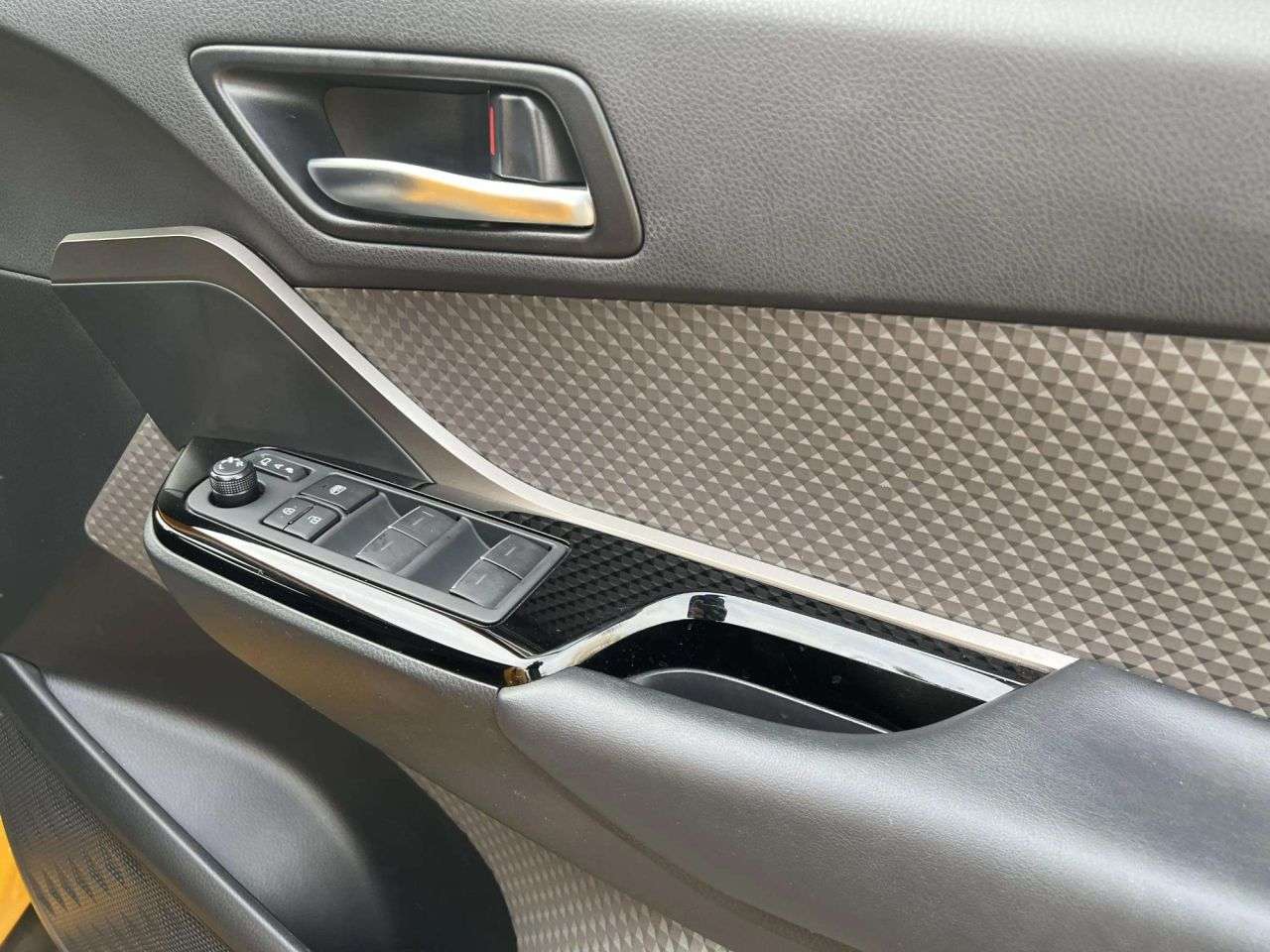 2020 TOYOTA C-HR 2020 TOYOTA C-HR