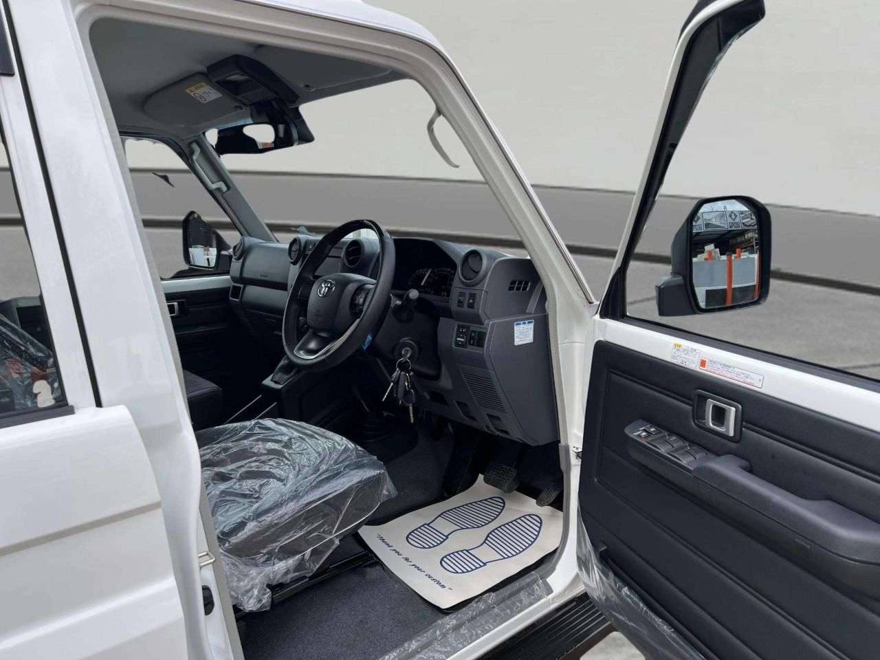 2025 TOYOTA LAND CRUISER 2025 TOYOTA LAND CRUISER