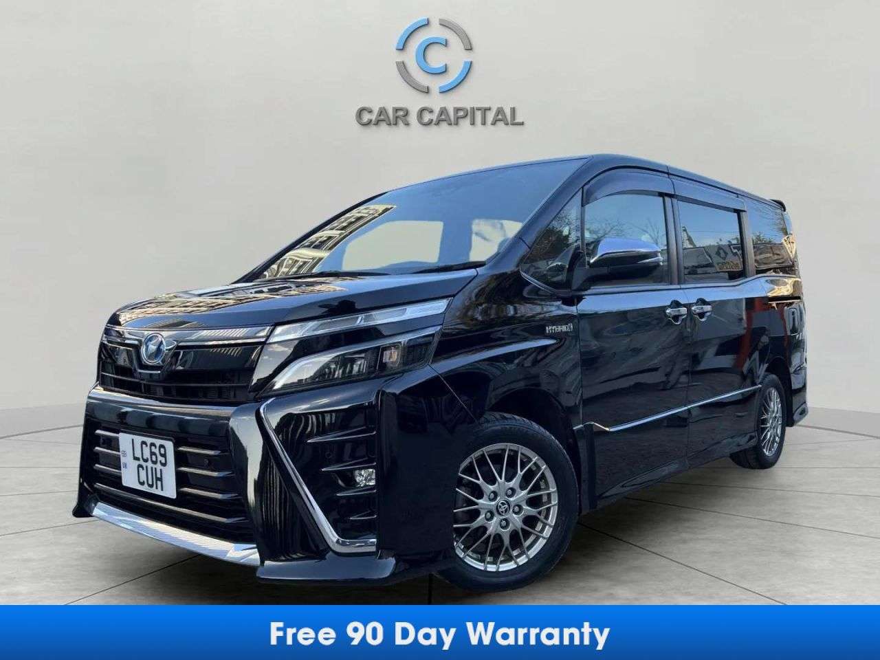 A 2019 TOYOTA VOXY/NOAH 1.8 VVT-h Excel Business Edition 7 Seats CVT Euro 6 (s/s) 5dr A 2019 TOYOTA VOXY/NOAH 1.8 VVT-h Excel Business Edition 7 Seats CVT Euro 6 (s/s) 5dr
