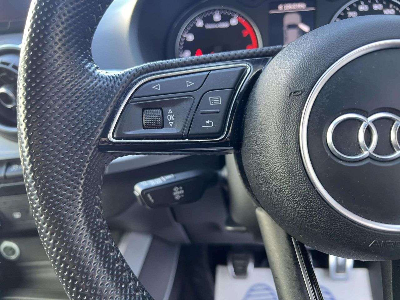 2017 AUDI Q2 2017 AUDI Q2