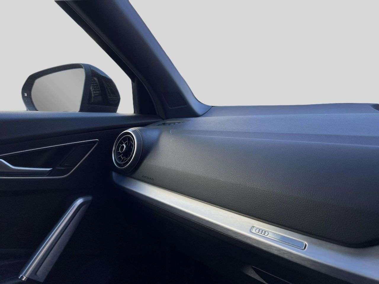 2017 AUDI Q2 2017 AUDI Q2