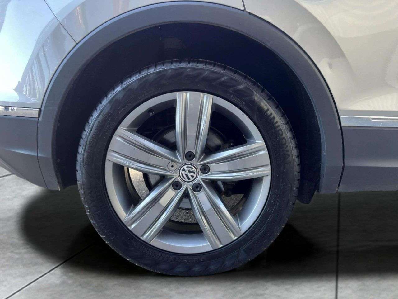 2017 VOLKSWAGEN TIGUAN 2017 VOLKSWAGEN TIGUAN