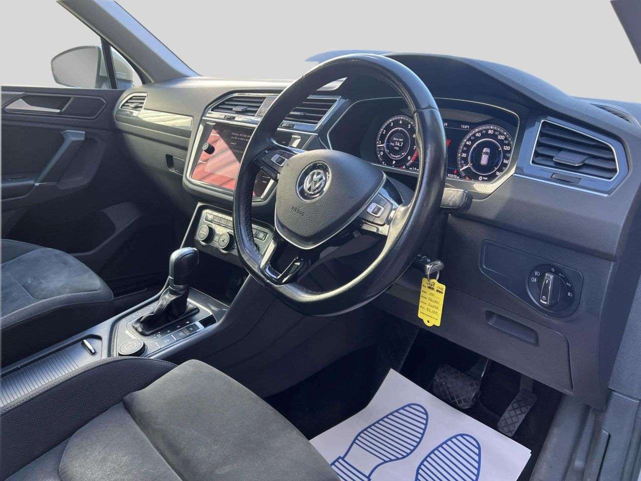 2017 VOLKSWAGEN TIGUAN 2017 VOLKSWAGEN TIGUAN