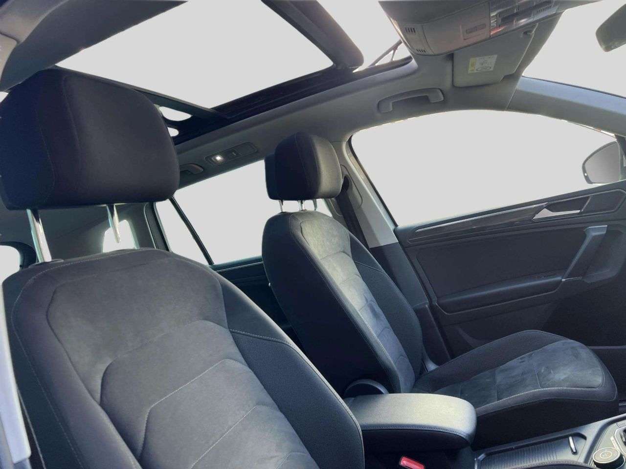 2017 VOLKSWAGEN TIGUAN 2017 VOLKSWAGEN TIGUAN